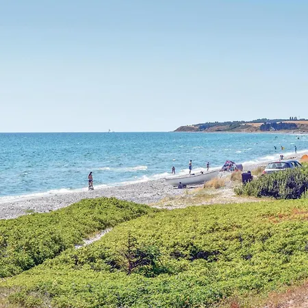 Three-bedroom In Ferienhaus