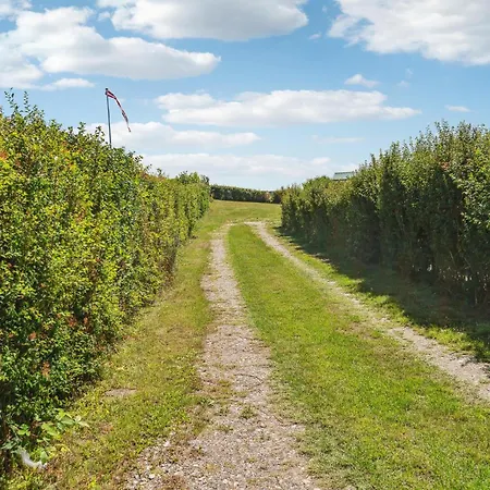 Ferienhaus Three-bedroom In *